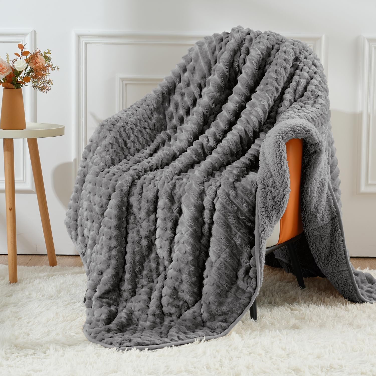 Uttermara Weighted Blankets for Adults Queen Size 15lbs, Soft Warm Sherpa Fleece Heavy Blanket with Washable Fuzzy Jacquard Flannel for Sleep and Calm, 60 x 80 Inches, Grey